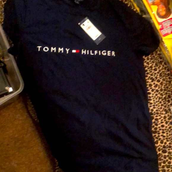 COPY - Tommy Hilfiger - Picture 1 of 2